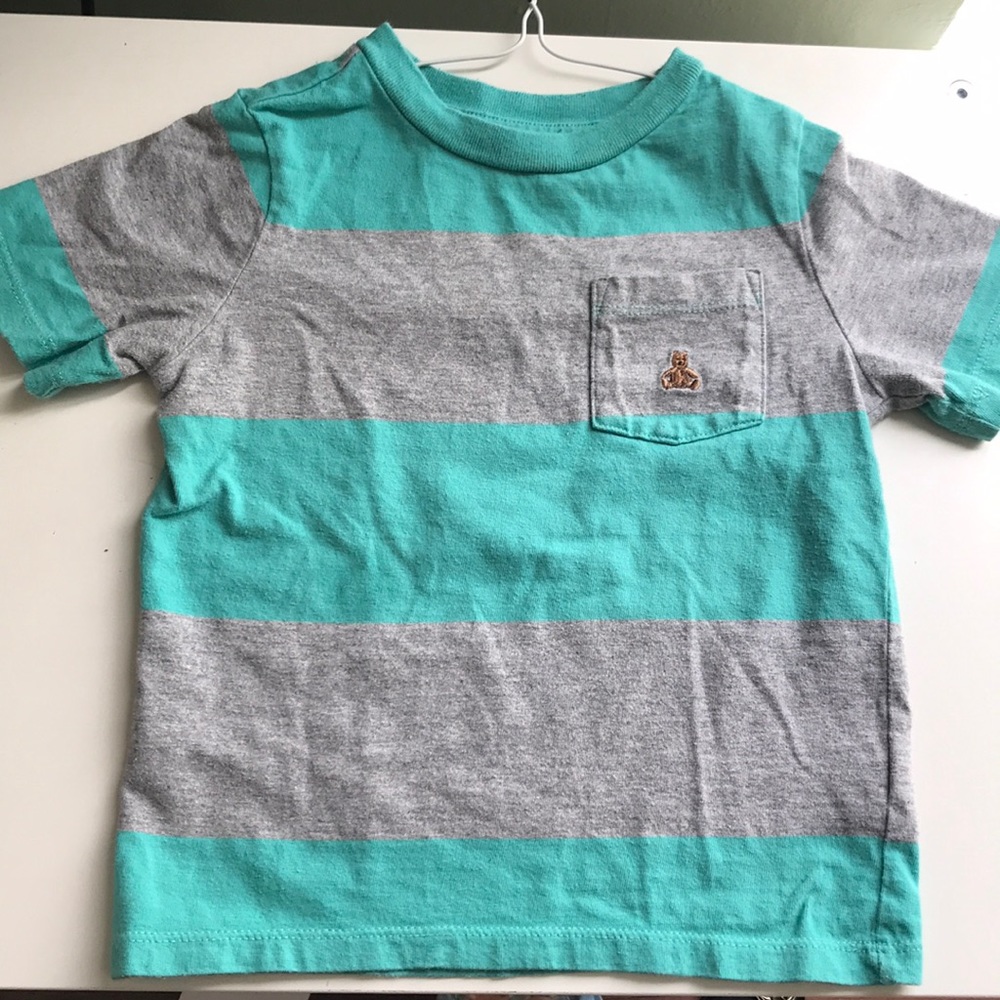 GAP stripped pocket tshirt